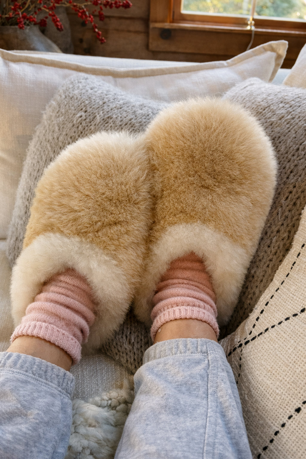 ALPACA FUR SLIPPERS II
