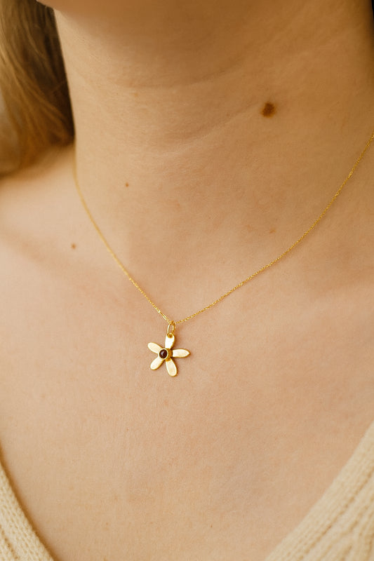 14K GOLD & GARNET DAISY NECKLACE
