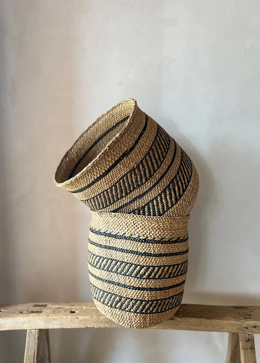 ZULU HANDWOVEN BASKET