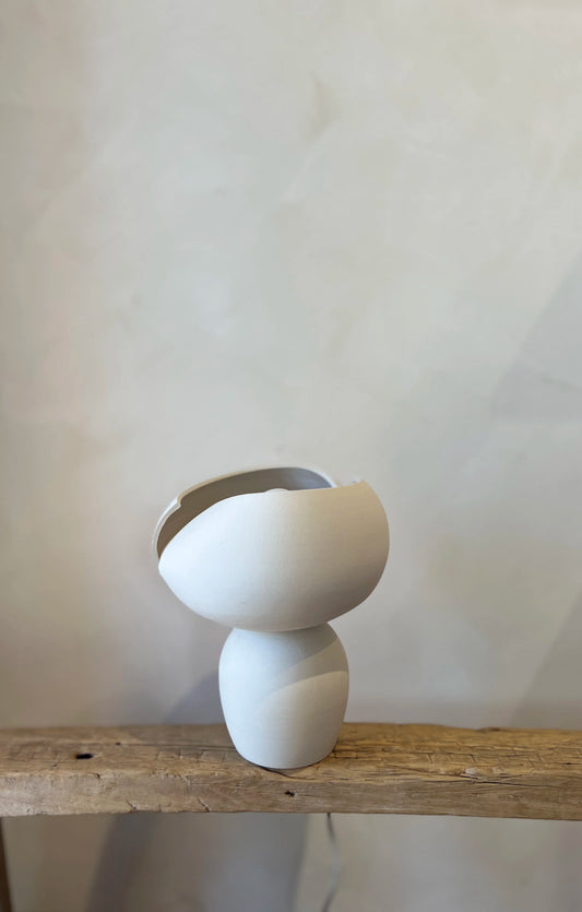 SCULPTURAL CERAMIC LAMP FROST