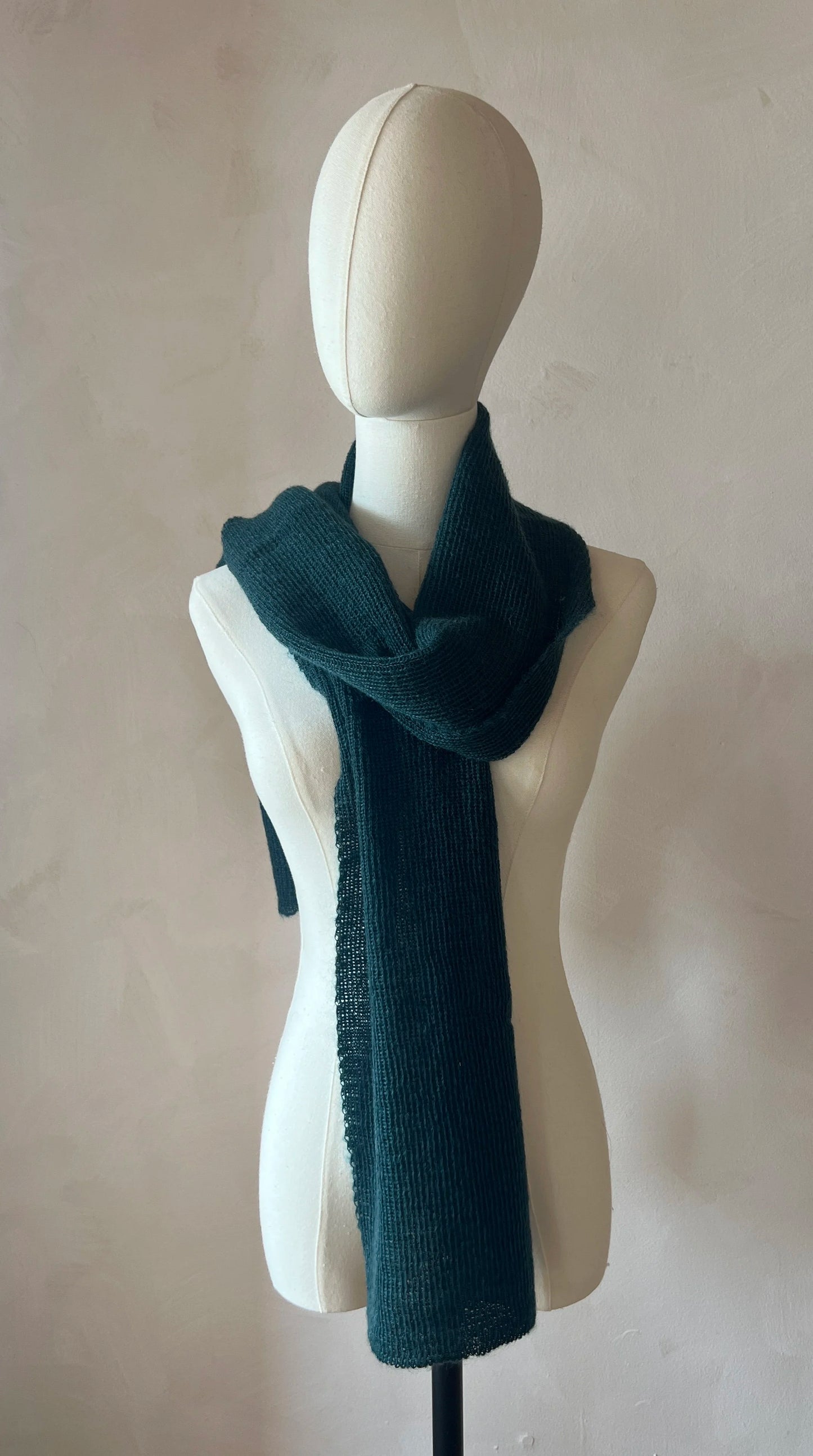VIBRANT THREADS MOHAIR SCARF