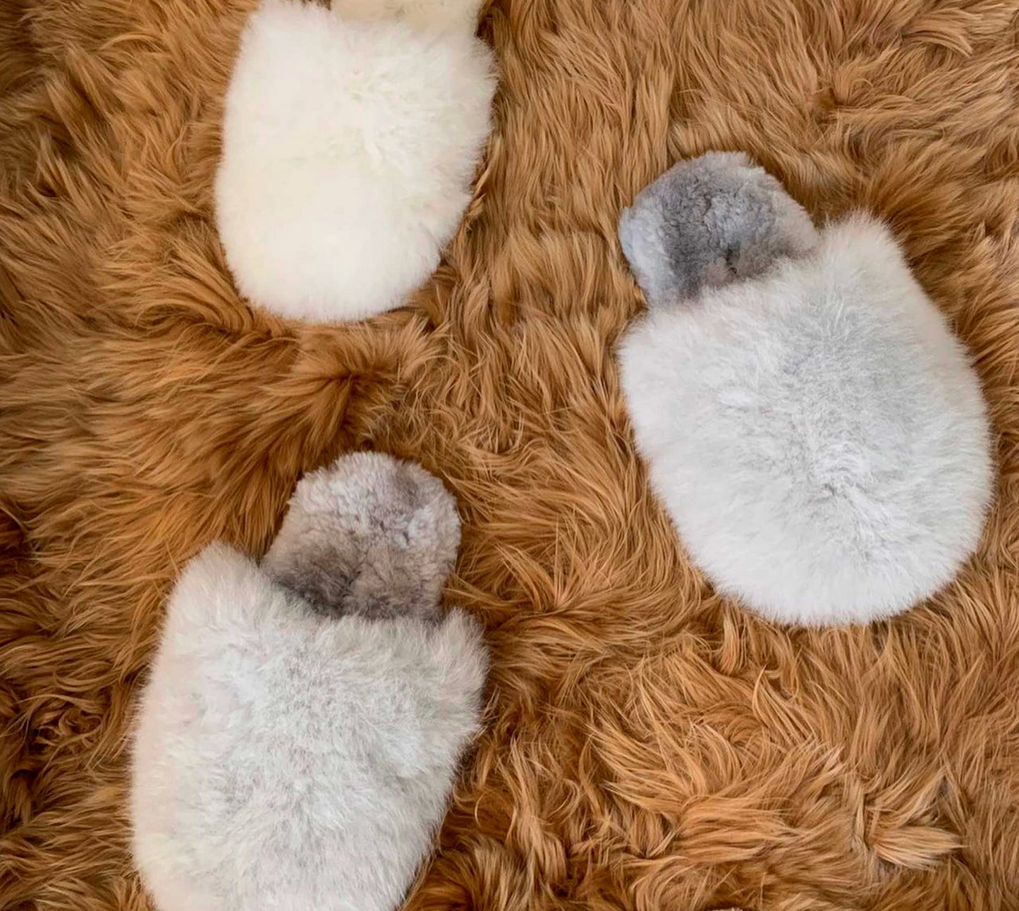 ALPACA FUR SLIPPERS