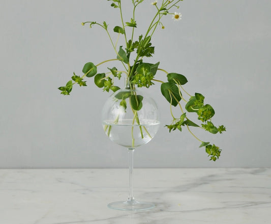 CELESTE GLASS STEM VASE